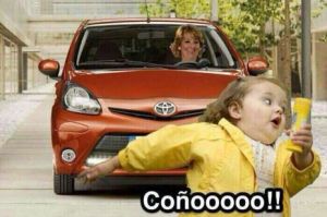 esperanza-aguiirre-al-volante